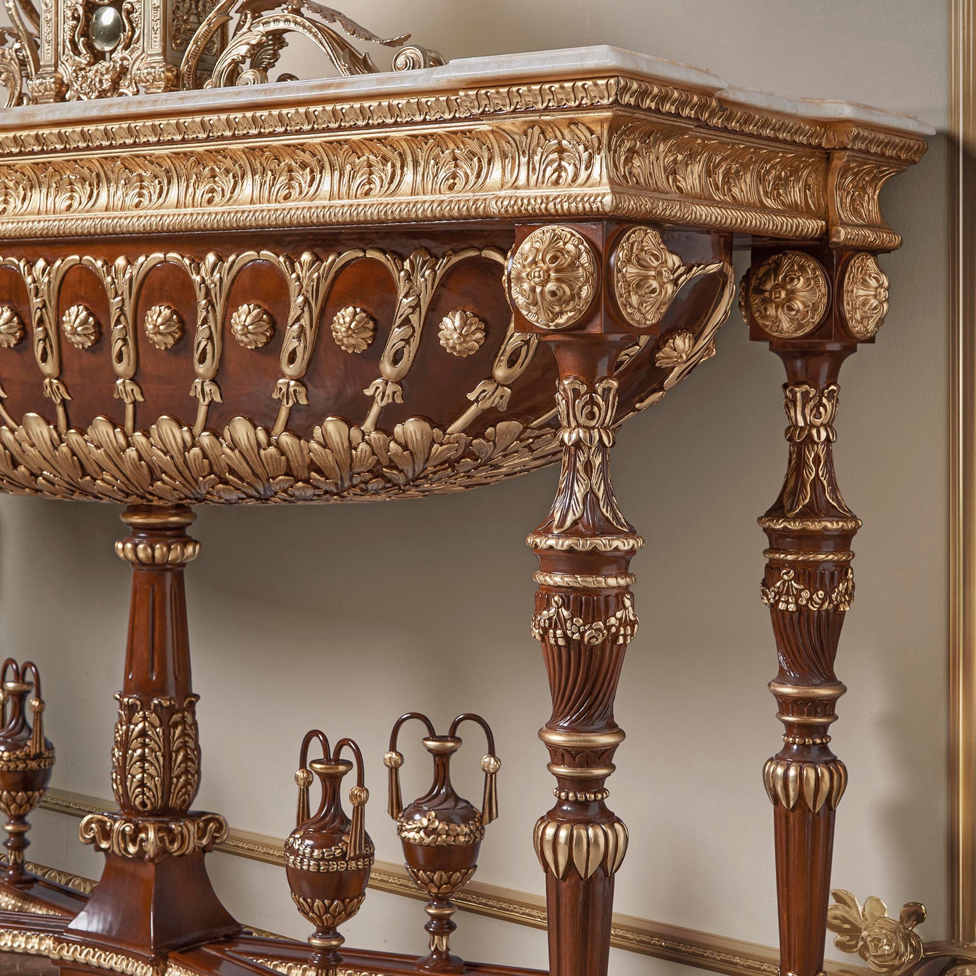 Creating Timeless Interiors with 24k Gold Leaf Décor