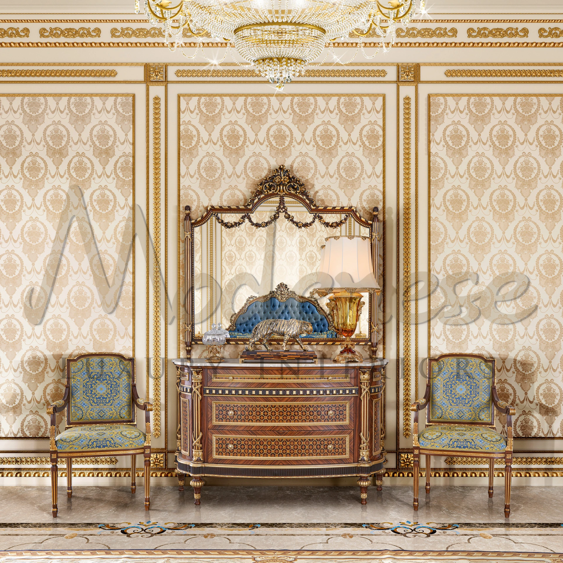 Eternal beauty reflected in the Glamour Figured Mirror, blending baroque style with romantic lines for a bespoke mirror design.