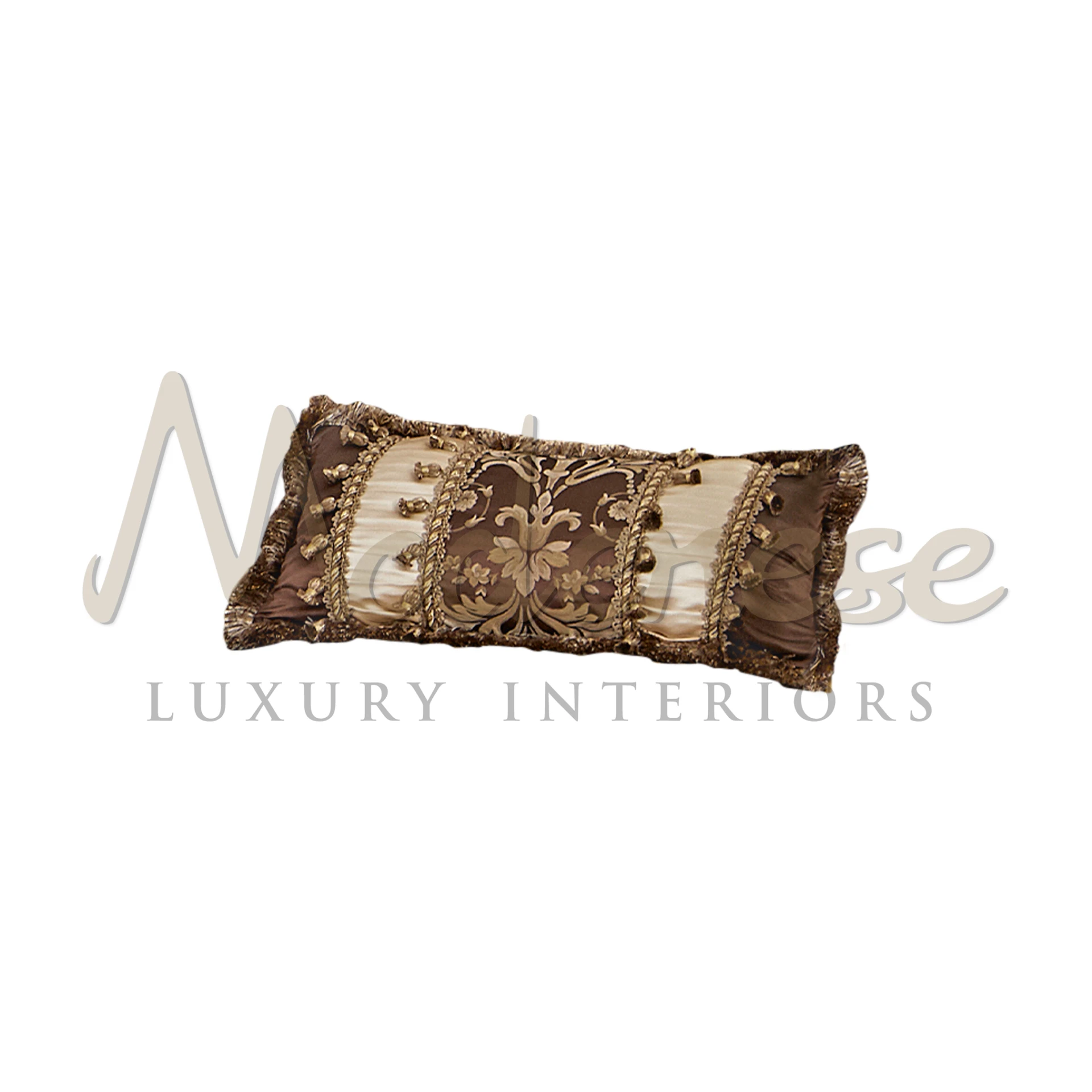 Discover the Royal Pillow's blend of classical design and modern luxury, a testament to high-quality Italian textiles.