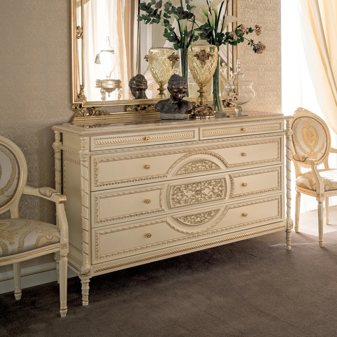 Organize your clothing and accessories with our practical yet stylish chest of drawers, offering ample storage and timeless design.