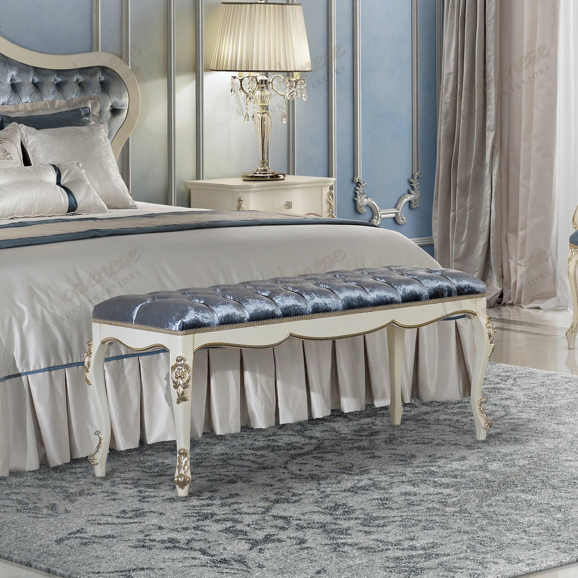 Elegant Horizon Bed Bench: wood structure, fabric seat, white lacquered finish, platinum leaf details; sleek and modern design