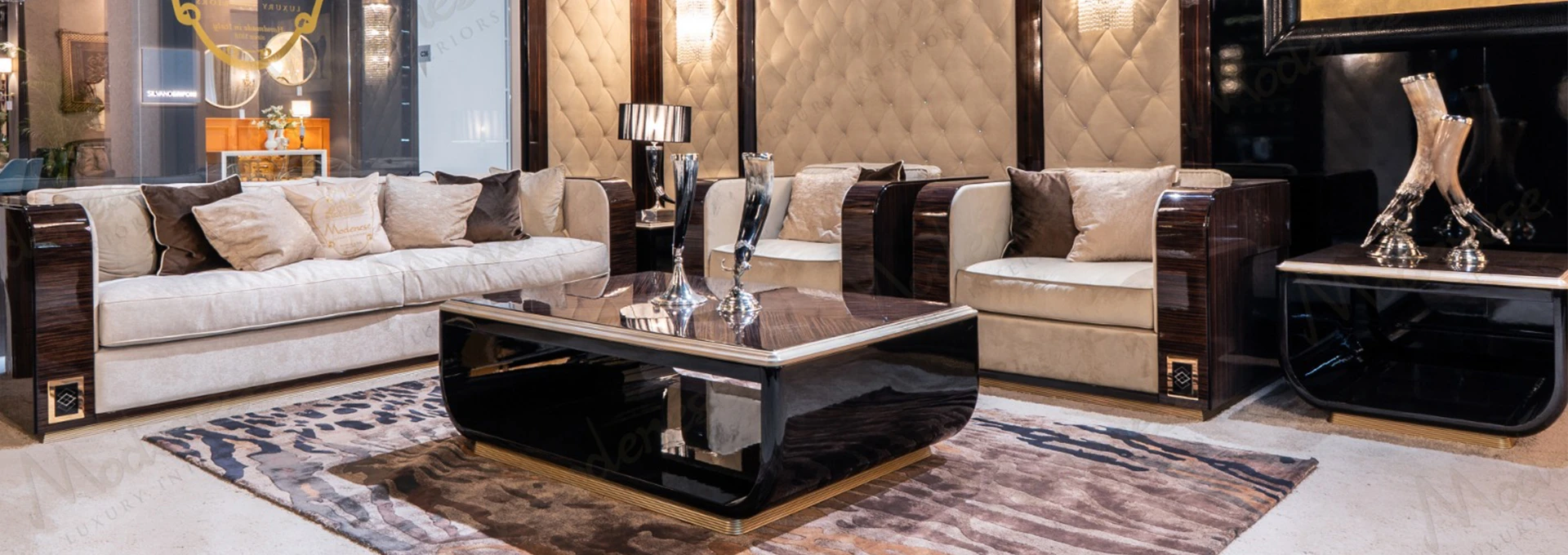 Detail shot of a contemporary dining table in Makassar wood, highlighting the dramatic grain and high-gloss finish, a key piece of Italian design from the furniture fair.