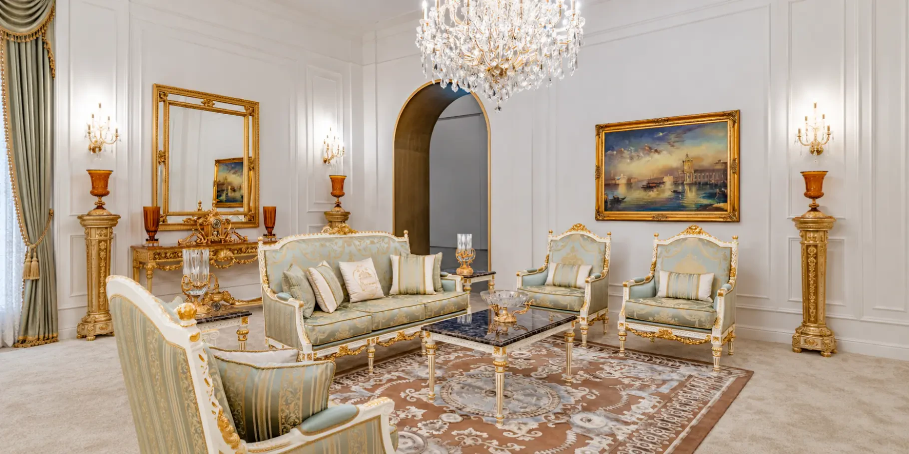 Luxury Italian Furniture: Classic Furniture Made in Italy
